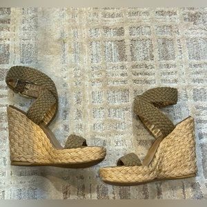 Stuart Weizmann Crochet Wedges